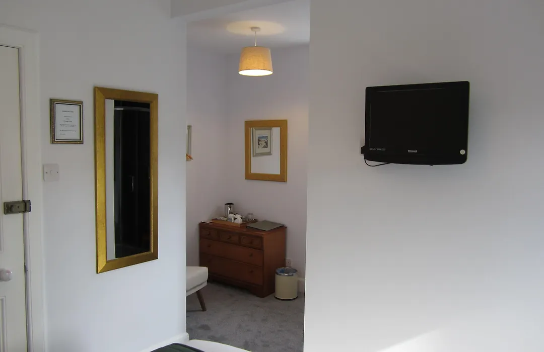 Ronebhal Guest House-1